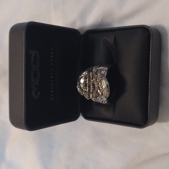 Harley-Davidson Twin Eagle Head Stainless Steel Ring - Picture 2 of 10